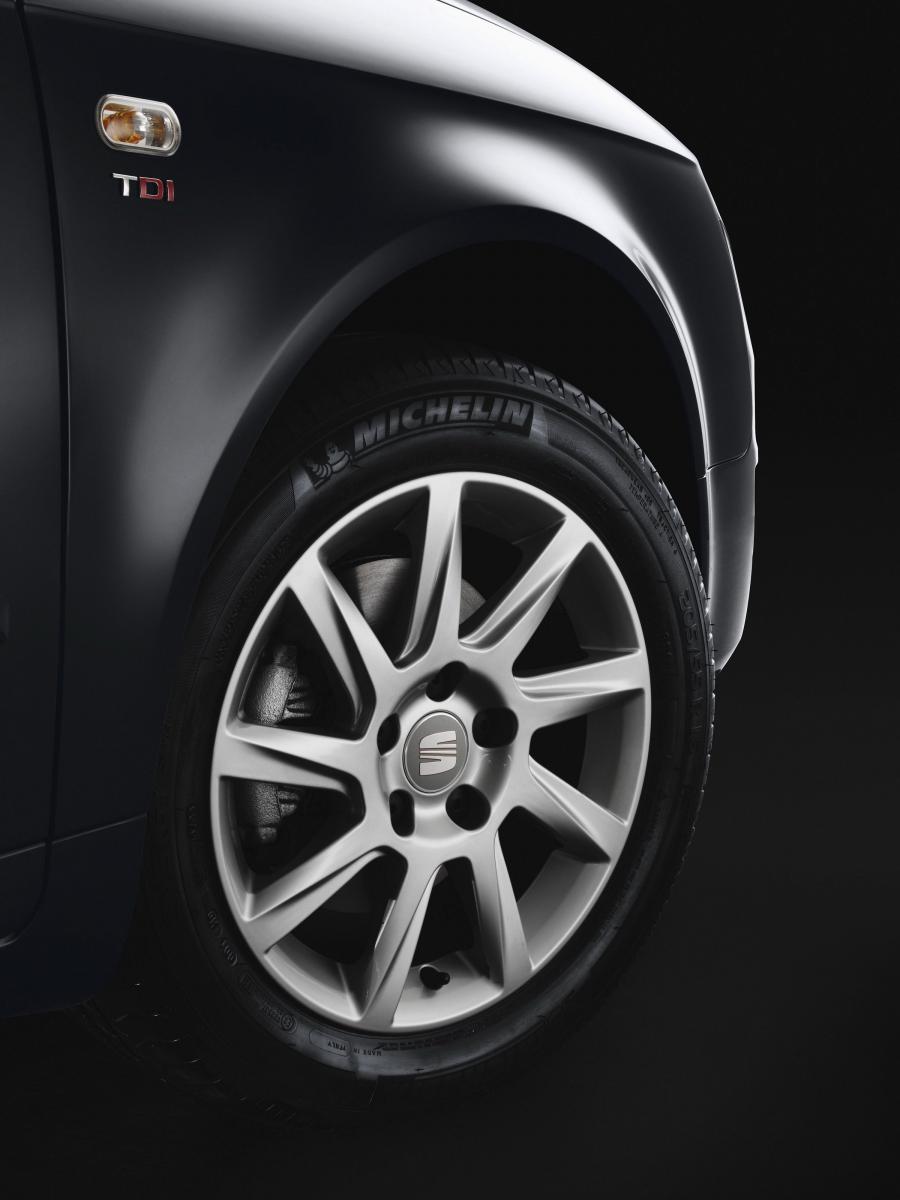  Seat Exeo 2009 года  (фото 93 из 180)